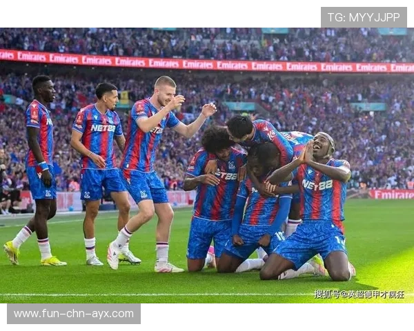 埃因霍温盯上德甲多面攻击手:足球转会新风向?